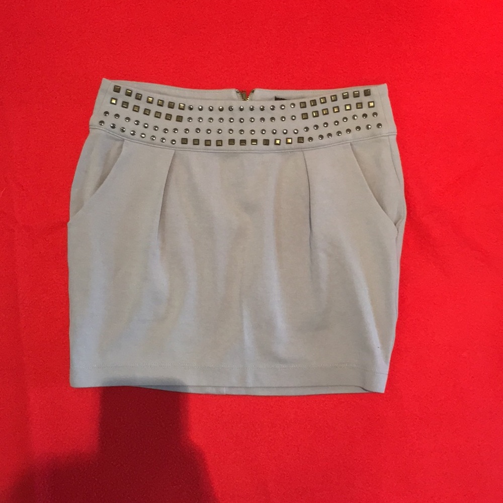 Bebe skirt